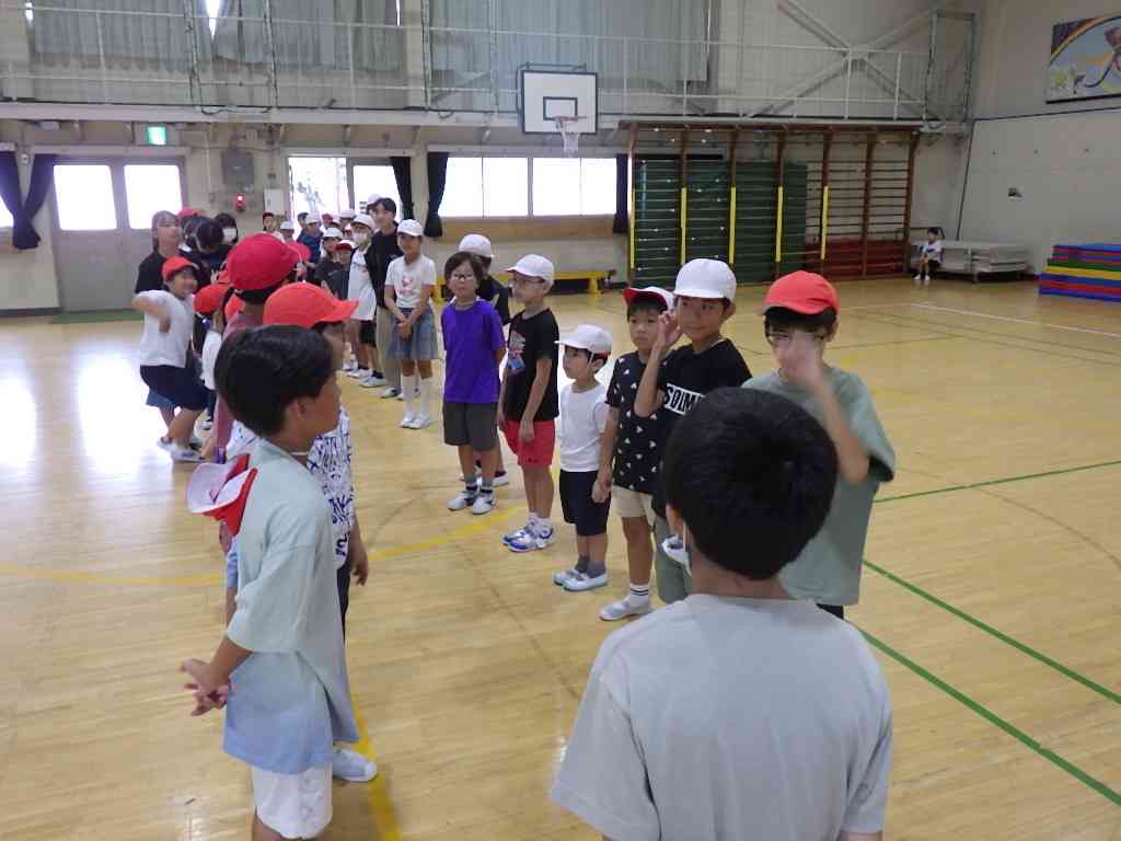 20250909なかよし班ドッジボール大会決勝 (10)