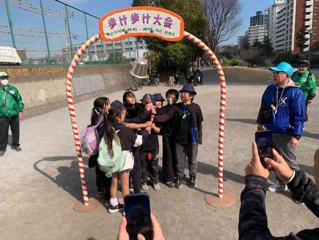 52a5bf72-9ae1-4474-804d-519929402bd4